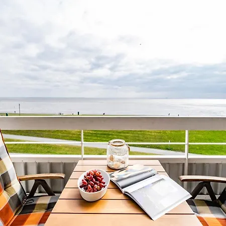 Hochhaus Seeblick 42 Apartment